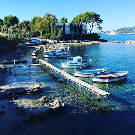 Apartment De Charme, 2p, Terrasse, Vue Mer, Clim, Garage *